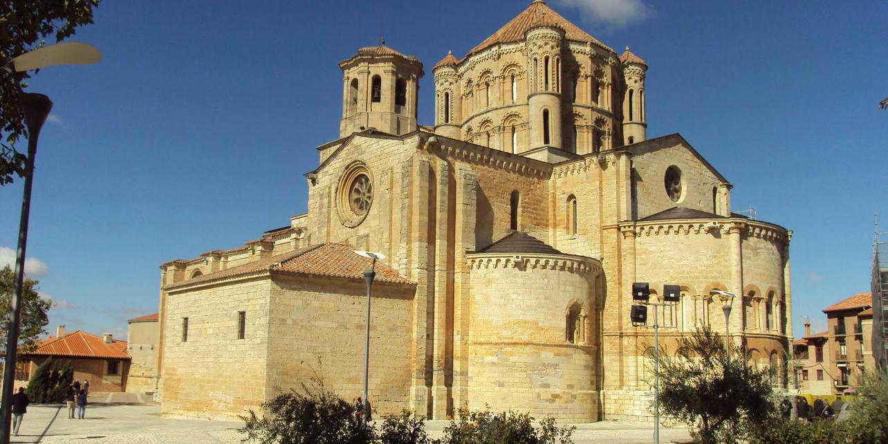 la Colegiata de Santa María La Mayor